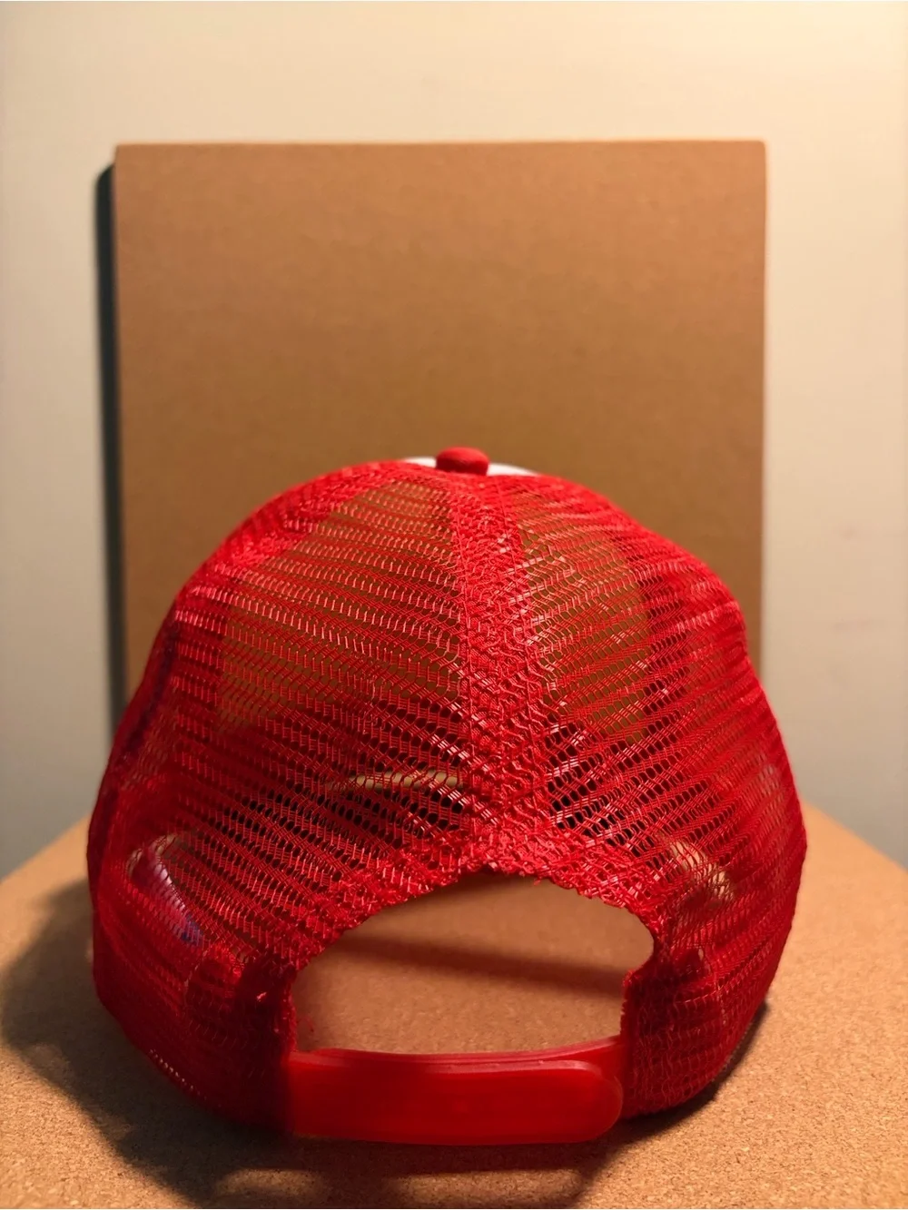 N/A branded red